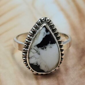 White Buffalo Turquoise Size US 6 925 Sterling Silver Ring (REXT8-133)