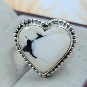 White Buffalo Turquoise Size US 8 925 Sterling Silver Ring (REXT8-155)