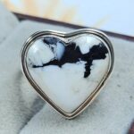 White Buffalo Turquoise Size US 8 925 Sterling Silver Ring (REXT8-153)