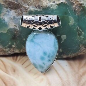 Bali Style Larimar 1.5" 925 Sterling Silver Pendant (REXT15-58)