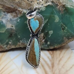 Mine 8 Turquoise 925 Sterling Silver Pendant (REXT8-198)
