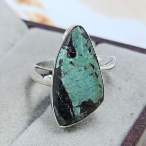 Mine 8 Turquoise 925 Sterling Silver Ring (REXT8-183)