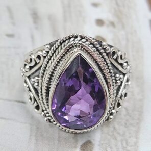 Amethyst Size US 8 925 Sterling Silver Ring (RS35-111)