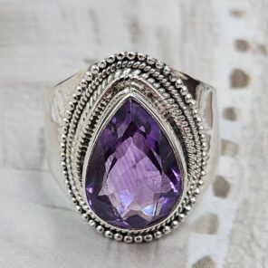 Amethyst Size US 8 925 Sterling Silver Ring (RS35-122)