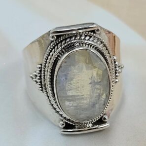 Rainbow Moonstone Size US 8 925 Sterling Silver Ring (RS35-126)