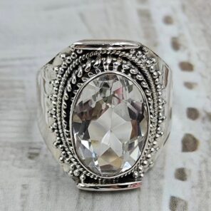 White Topaz Size US 8 925 Sterling Silver Ring (RS35-137)