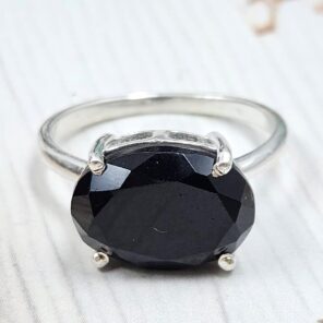 lack Onyx Size US 8 925 Sterling Silver Ring (REXT77-71)