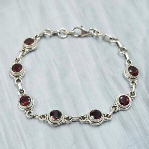 Garnet 925 Sterling Silver Bracelet (RS67-190)