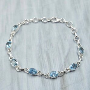 Blue Topaz 925 Sterling Silver Bracelet (RS67-217)