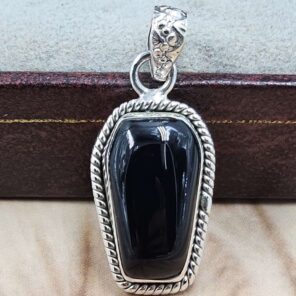 Black Onyx Coffin 925 Sterling Silver Pendant (RS29-441)