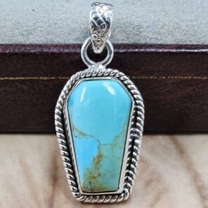 Mohave Turquoise Coffin 925 Sterling Silver Pendant (RS29-443)