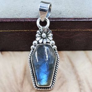 Labradorite Coffin 925 Sterling Silver Pendant (RS29-448)