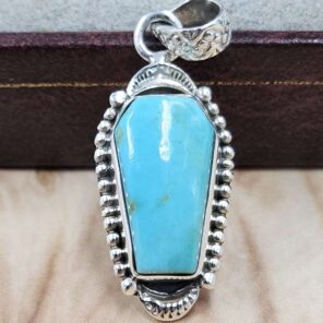 Mohave Turquoise Coffin 925 Sterling Silver Pendant (RS29-455)