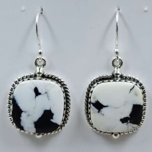 White Buffallo Turquoise 925 Sterling Silver Earring (REXT22-217)