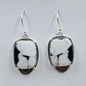 White Buffallo Turquoise 925 Sterling Silver Earring (REXT22-218)