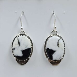 White Buffallo Turquoise 925 Sterling Silver Earring (REXT22-200)