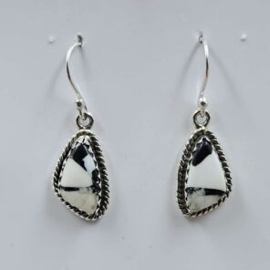 White Buffallo Turquoise 925 Sterling Silver Earring (REXT22-236)