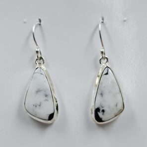 White Buffallo Turquoise 925 Sterling Silver Earring (REXT22-229)