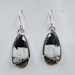 White Buffallo Turquoise 925 Sterling Silver Earring (REXT22-238)