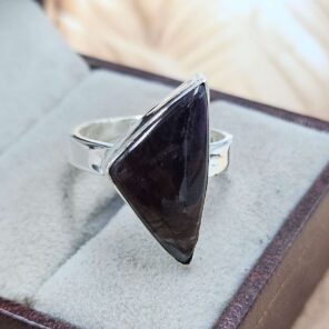 Sugilite Sterling Silver Ring (REXT18-24)