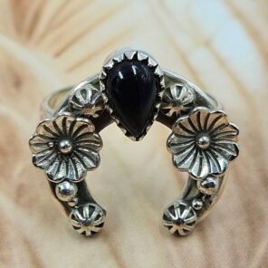 Black Onyx Sterling Silver Ring (REXT62-341)