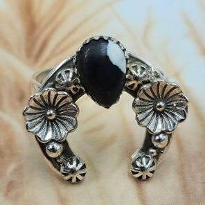 White Buffalo Turquoise Sterling Silver Ring (REXT62-343)