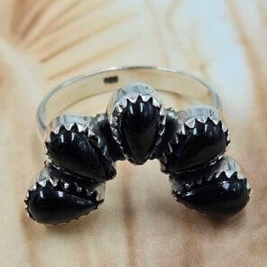 Black Onyx Sterling Silver Ring (REXT62-347)