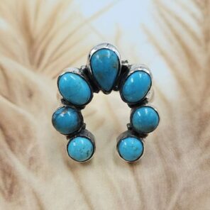 Kingman Turquoise Naja Sterling Silver Ring (REXT127-84)