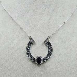 Black Onyx Sterling Silver Necklace (REXT170-11)