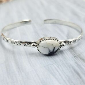 White Buffalo Turquoise Southwest Bangle Adjustable Sterling Silver Bangle (REXT93-77)