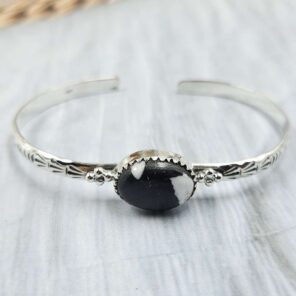 White Buffalo Turquoise Southwest Bangle Adjustable Sterling Silver Bangle (REXT93-48)