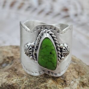 Yungai Green Turquoise Matt Finish Size US 9 925 Sterling Silver Ring (REXT88-199)