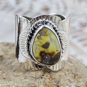 Palamino Size US 8 Sterling Silver Ring (RS7-379)