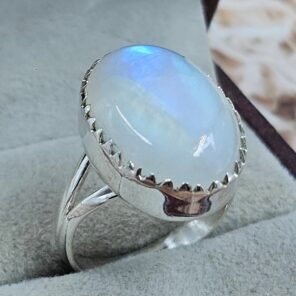 Rainbow Moonstone 925 Sterling Silver Ring (REXT111-109)