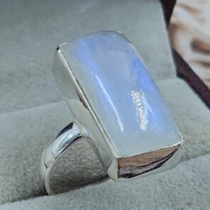 Rainbow Moonstone 925 Sterling Silver Ring (REXT111-111)
