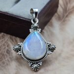 Rainbow Moonstone 925 Sterling Silver Pendant (REXT111-125)