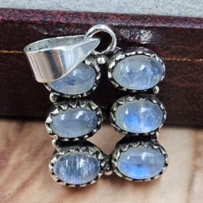Rainbow Moonstone 925 Sterling Silver Pendant (RS78-179)