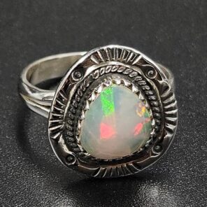 Ethiopian Opal Cut Size US 8 925 Sterling Silver Ring (REXT116-195)