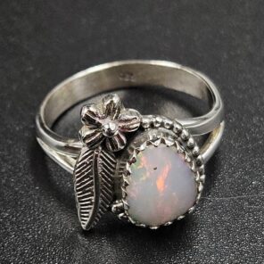 Ethiopian Opal Cut Size US 7 925 Sterling Silver Ring (REXT116-214)