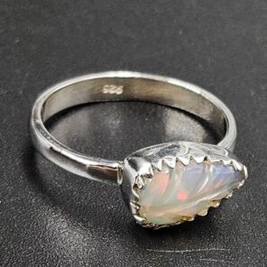 Ethiopian Opal Carved Size US 7 925 Sterling Silver Ring (REXT115-237)