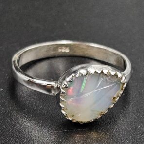 Ethiopian Opal Carved Size US 8 925 Sterling Silver Ring (REXT115-239)
