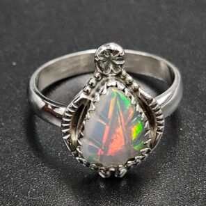 Ethiopian Opal Carved Size US 8 925 Sterling Silver Ring (REXT115-260)