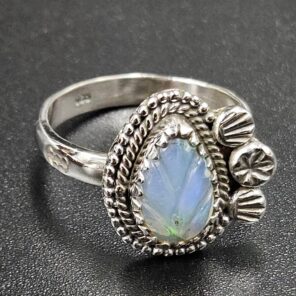 Ethiopian Opal Carved Size US 7 925 Sterling Silver Ring (REXT116-137)