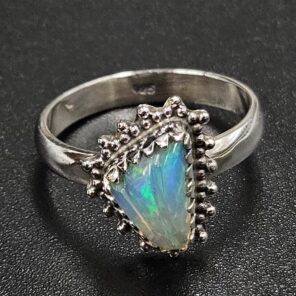 Ethiopian Opal Carved Size US 7 925 Sterling Silver Ring (REXT116-161)