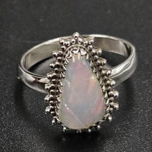 Ethiopian Opal Carved Size US 9 925 Sterling Silver Ring (REXT116-165)