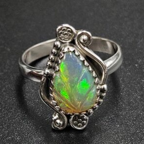 Ethiopian Opal Carved Size US 8 925 Sterling Silver Ring (REXT22-258)