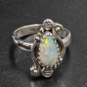 Ethiopian Opal Carved Size US 6 925 Sterling Silver Ring (REXT22-268)