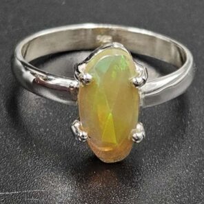 Ethiopian Opal Rose Cut 925 Sterling Silver Ring (REXT80-120)