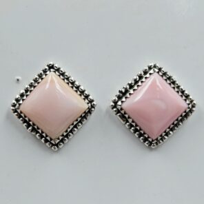 Pink Queen Conch 925 Sterling Silver Stud Earrings (REXT59-135)