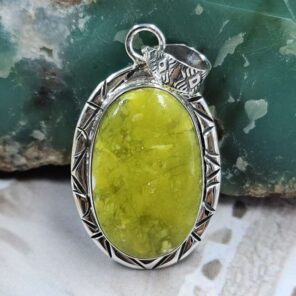 Lizardite 925 Sterling Silver Pendant (RS7-412)